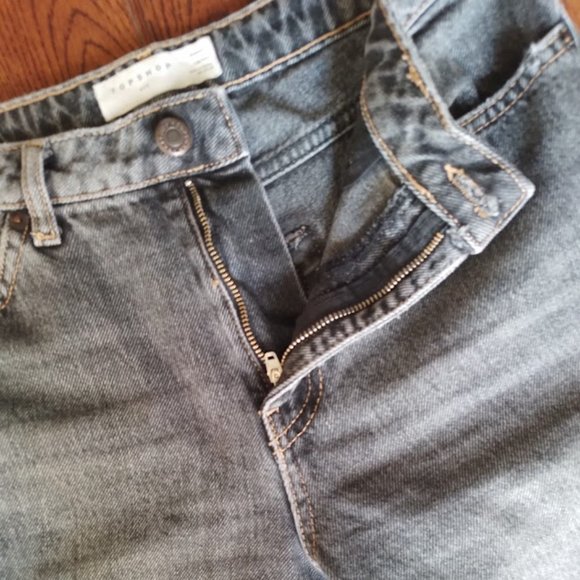 TOPSHOP Women's Jeans, Mom Fit, High Waist, Size W26 to fit L30 - Picture 6 of 9